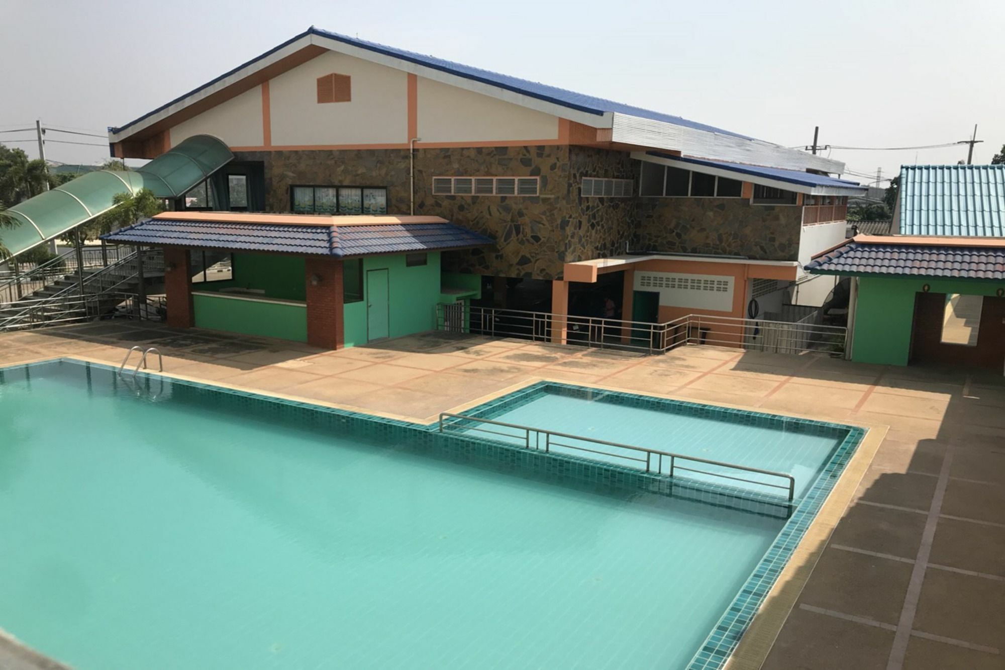 Lopburi Residence Hotel エクステリア 写真