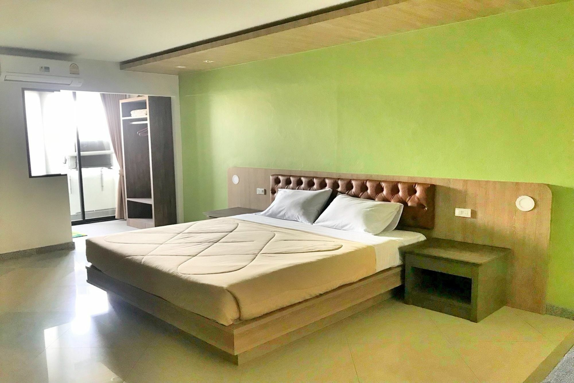 Lopburi Residence Hotel エクステリア 写真